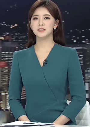 김민형 아나운서 단아한 오피스룩 미모
