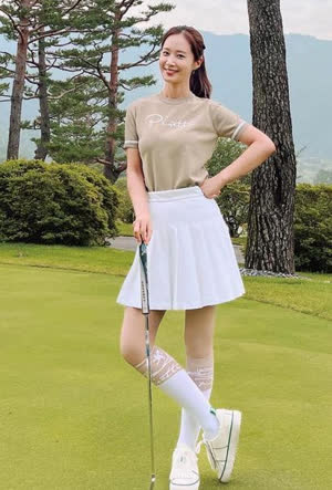 골프 치러간 소녀시대 유리